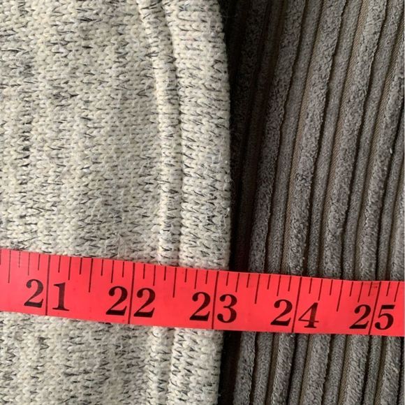 Womens Columbia Grey Pullover Turtleneck Sweater - Picture 6 of 6